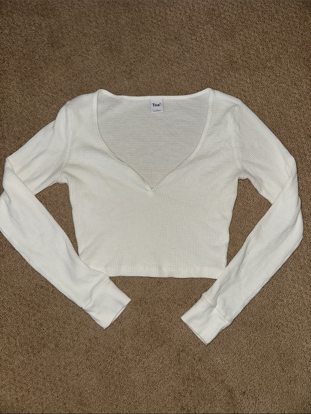 Aritzia TNA Cream Waffle Knit V-Neck Long Sleeve Crop Top